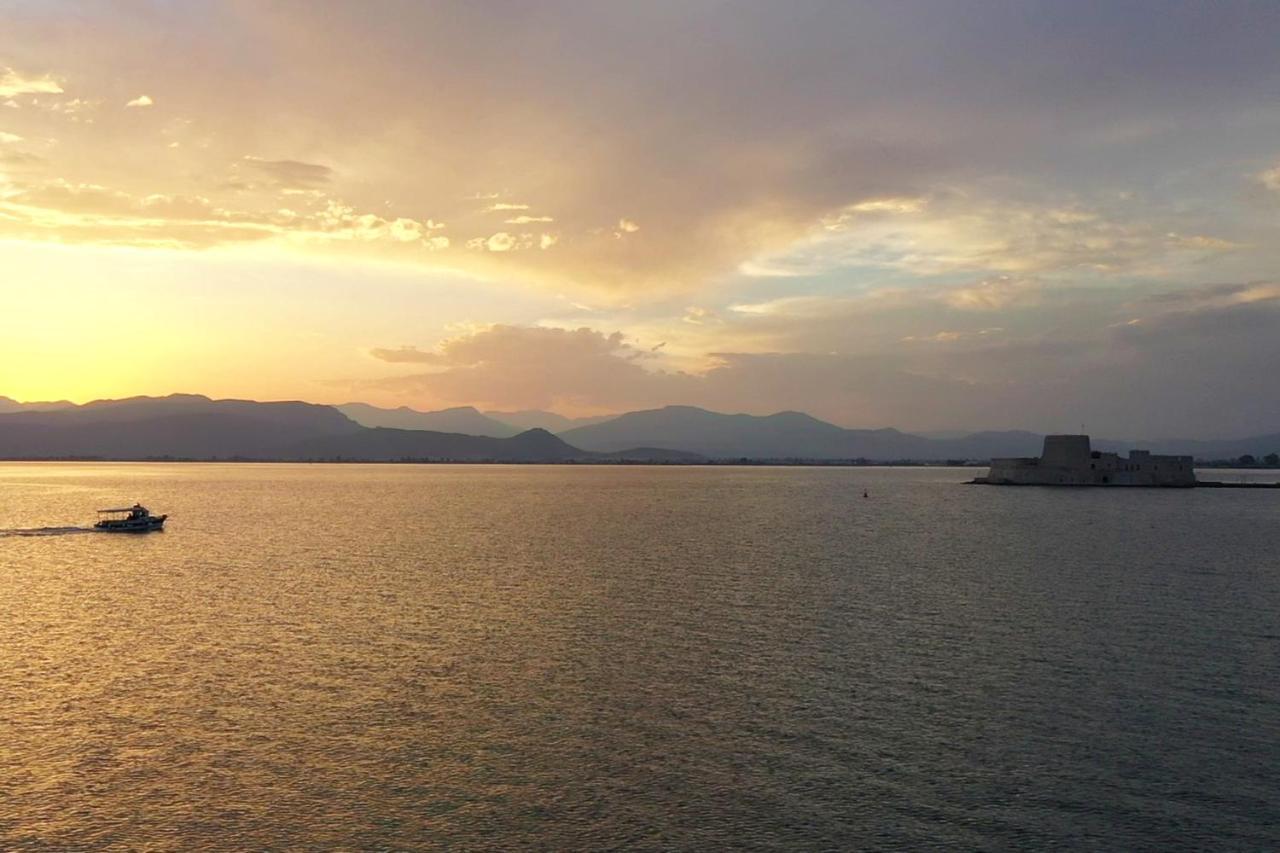 Margietta'S Suites Nafplio Exterior foto